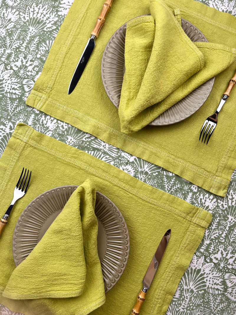 THE FRENCH LINEN SET (placemat & napkin)