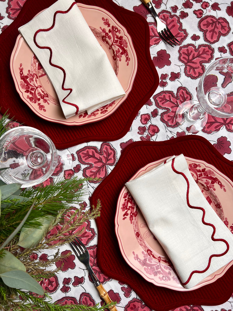 ’The Figue Leaf’ Tablecloth - Burgundy - White Cotton