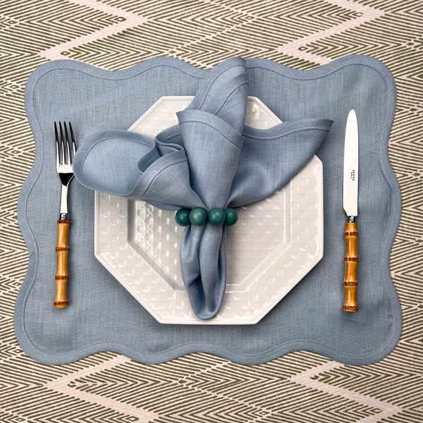 THE SCALLOP NAPKIN