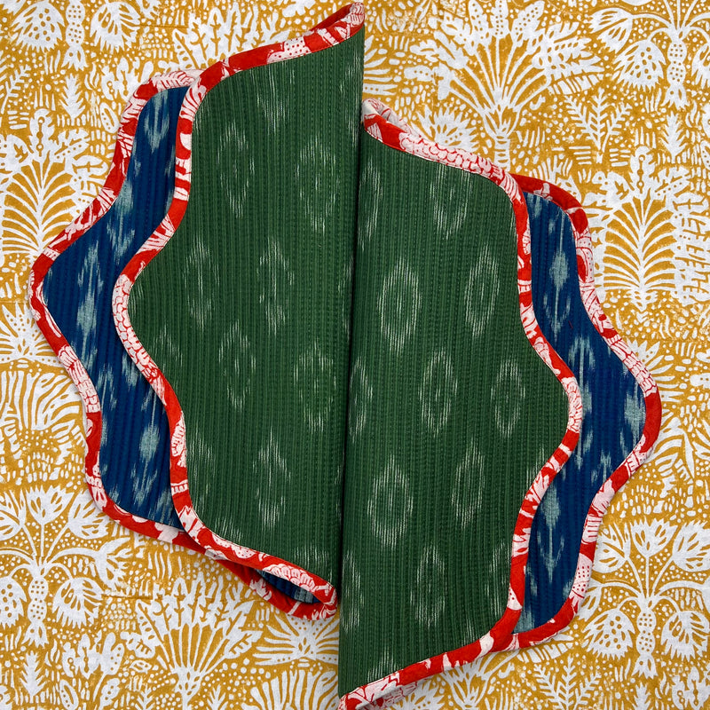 Gift Set: Set of 4 scalloped green ikat placemats