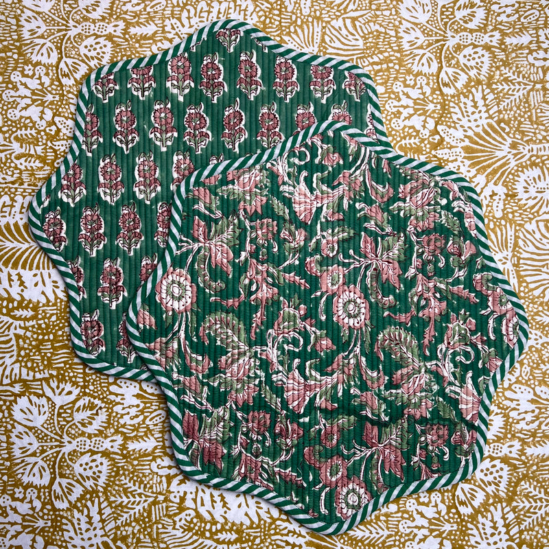 ‘The Breakfast’ Placemat - Scallop - Block Print