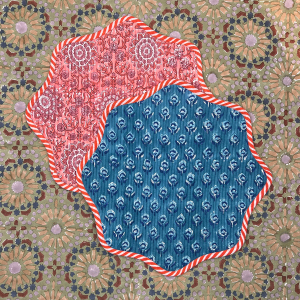 Gift Set: Blue & Pinks Scalloped Placemats.