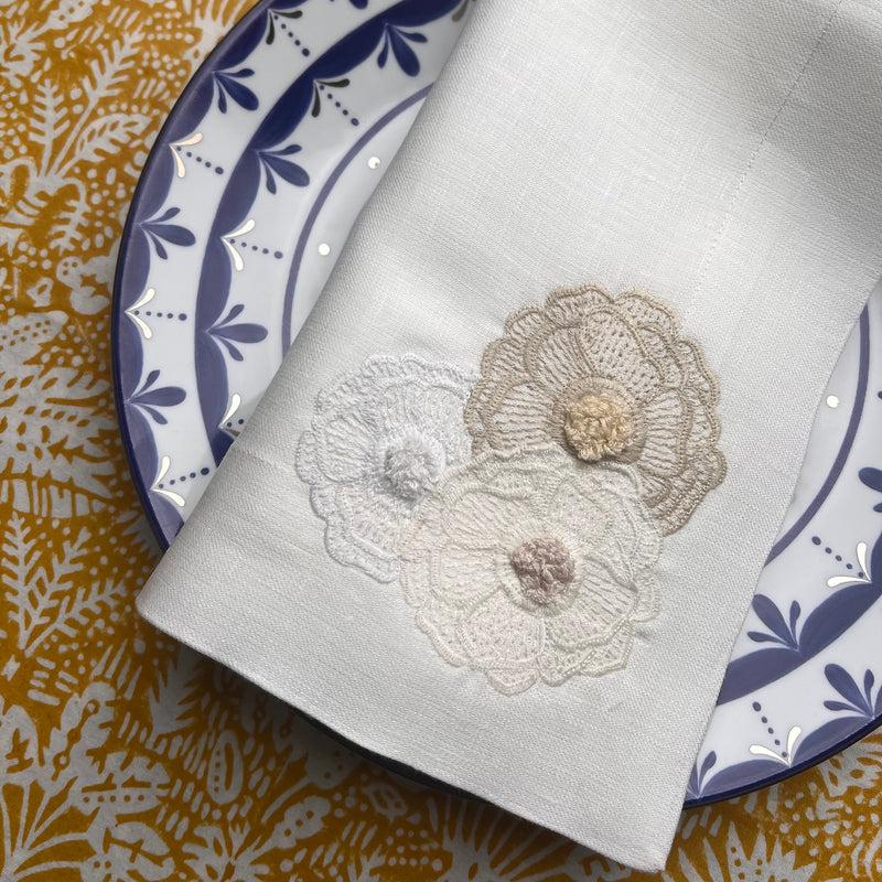 THE BLOSSOM NAPKIN