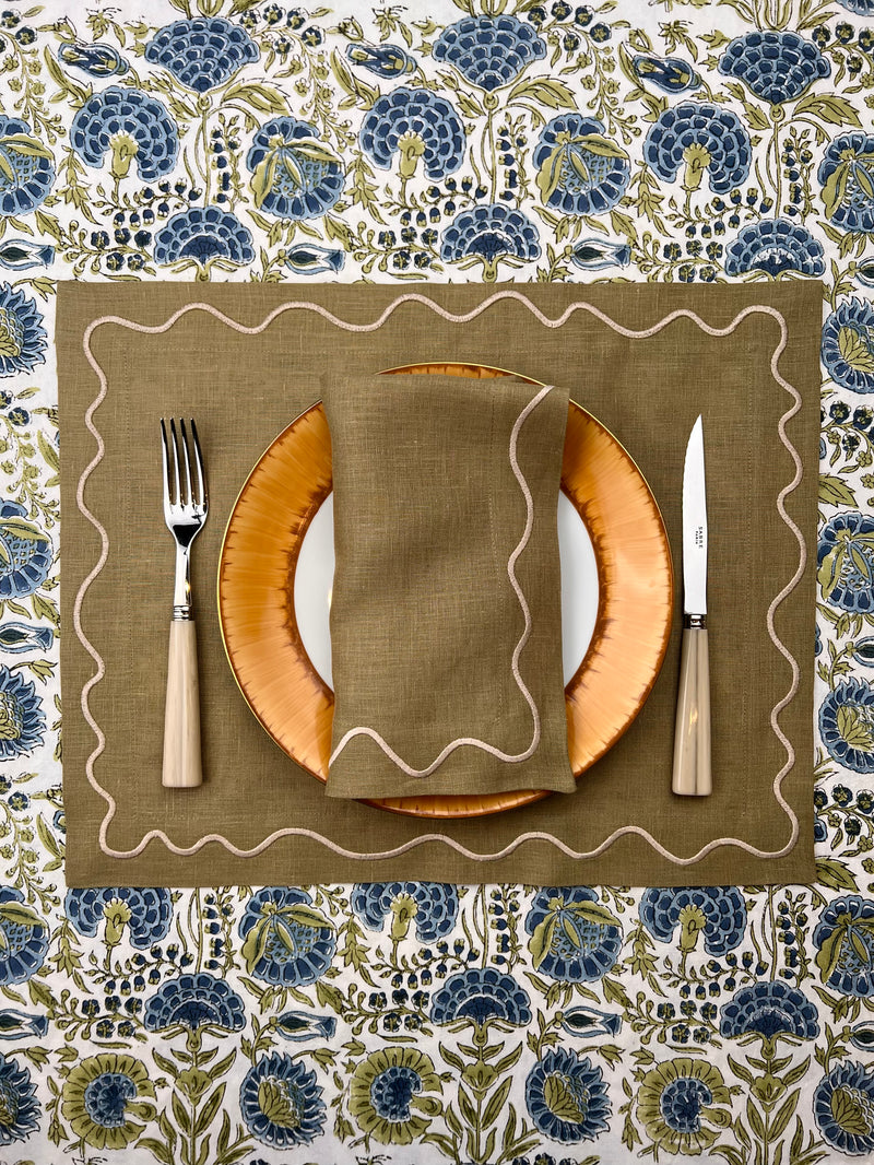 THE SQUIGGLE PLACEMAT