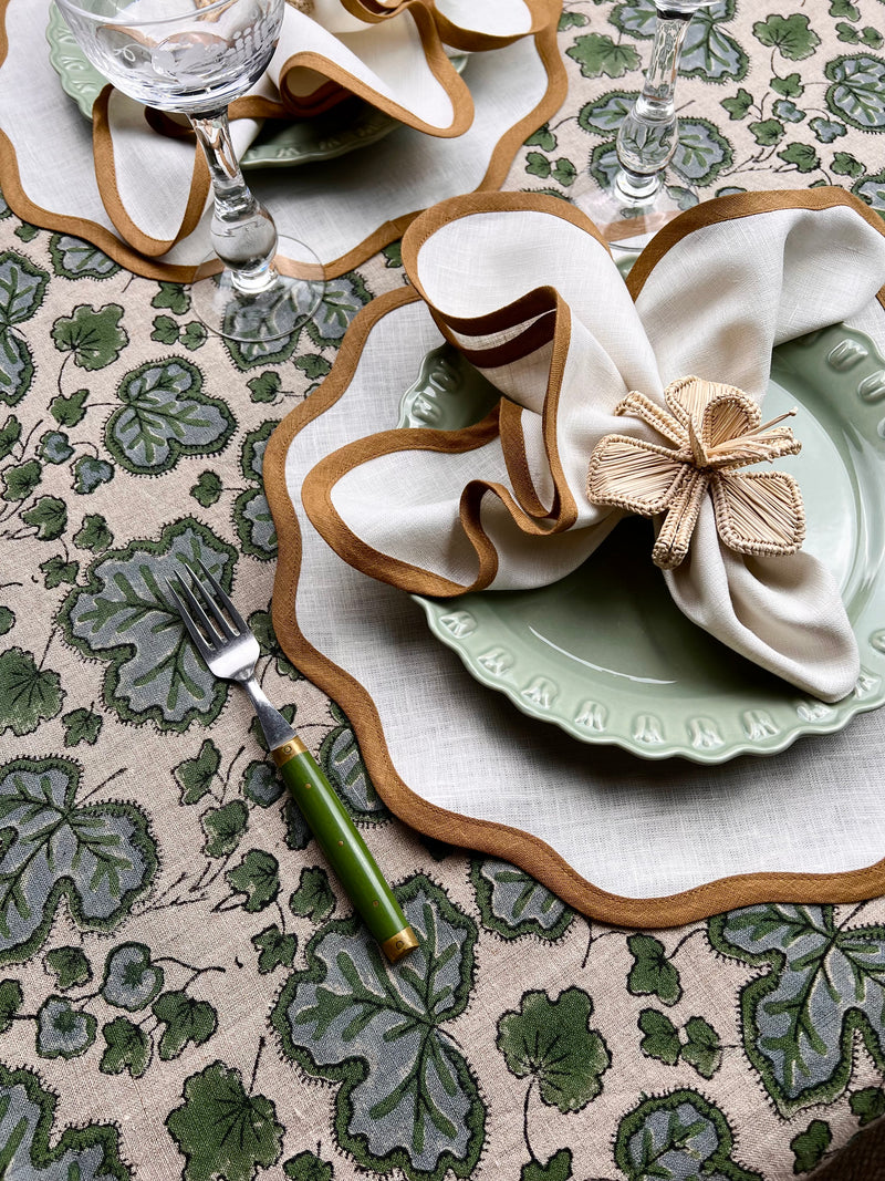 THE SCALLOP NAPKIN