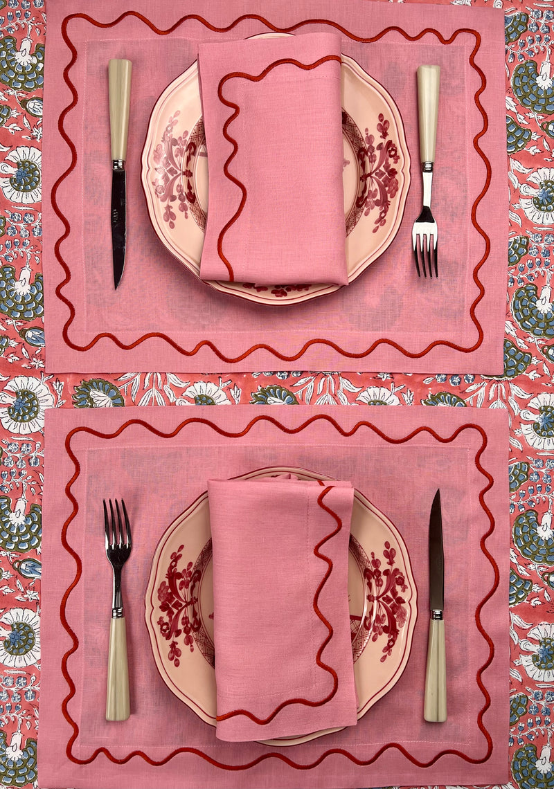 Gift Set: 2 squiggle Napkins in pink/red & 2 Lobster Napkinrings