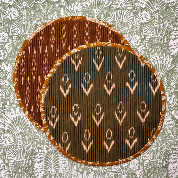 THE BREAKFAST IKAT ROUND PLACEMAT