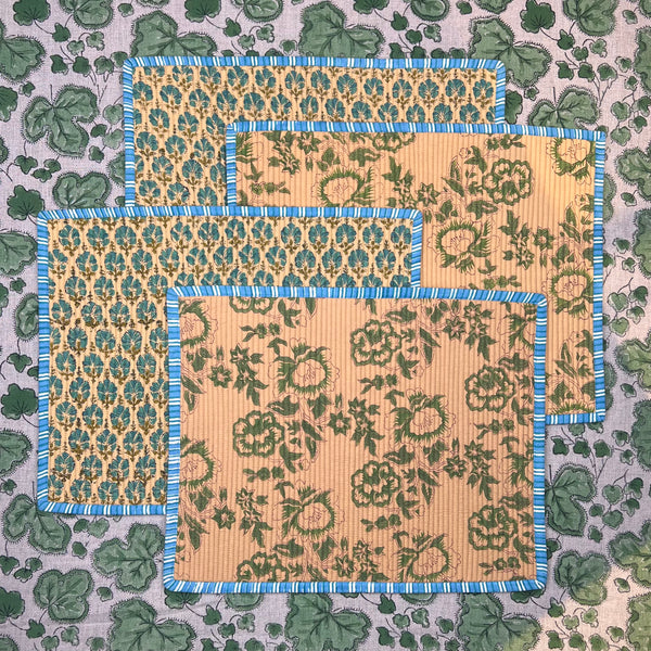 Gift Set: 4 x Vintage Blue & Green Breakfast Placemats