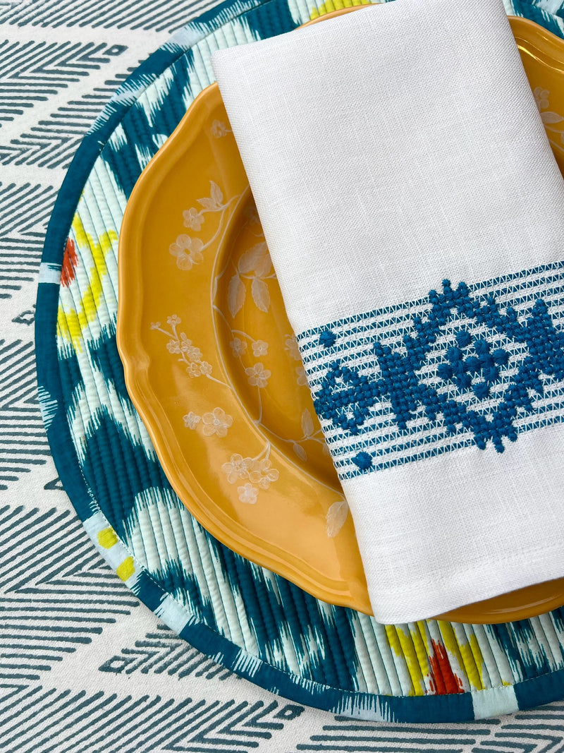 THE BREAKFAST IKAT ROUND PLACEMAT
