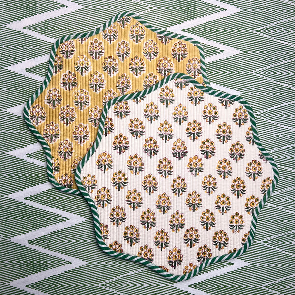 ‘The Breakfast’ Placemat - Scallop - Block Print
