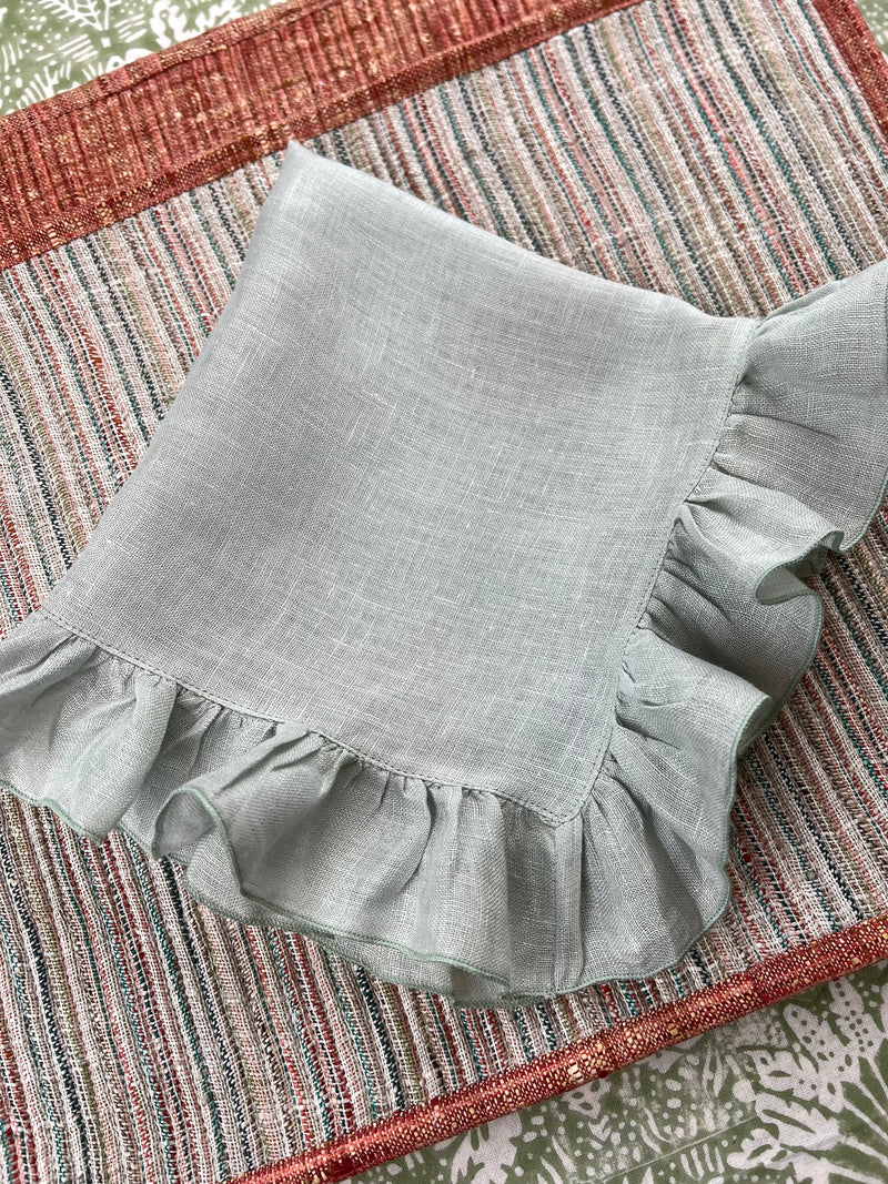 THE RUFFLES NAPKIN
