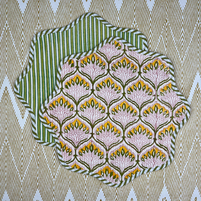 ‘The Breakfast’ Placemat - Scallop - Block Print