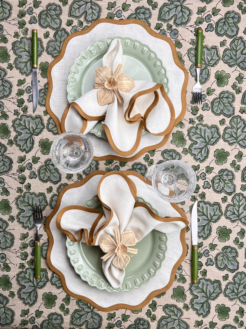 THE SCALLOP NAPKIN