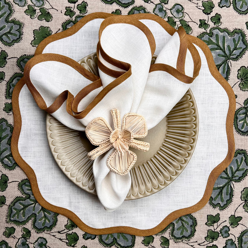 THE SCALLOP NAPKIN