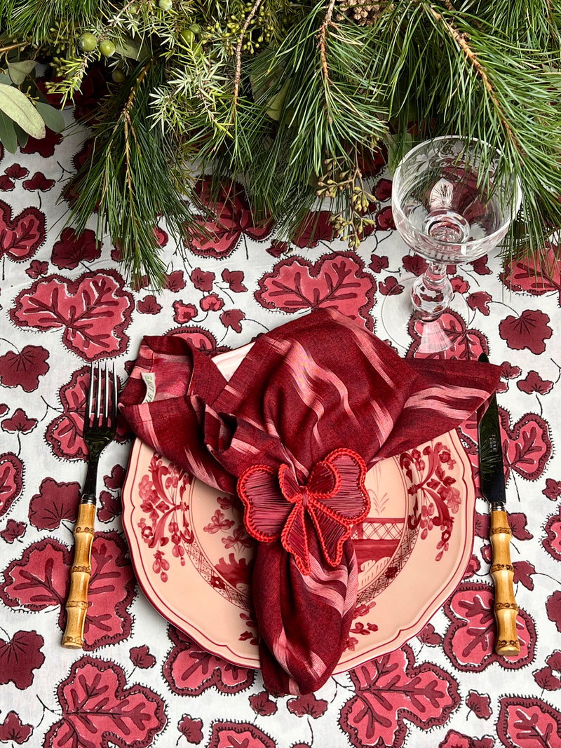’The Figue Leaf’ Tablecloth - Burgundy - White Cotton