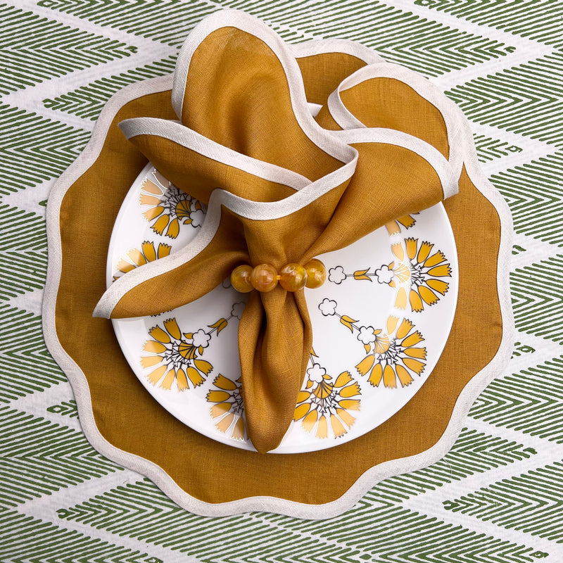 THE SCALLOP NAPKIN