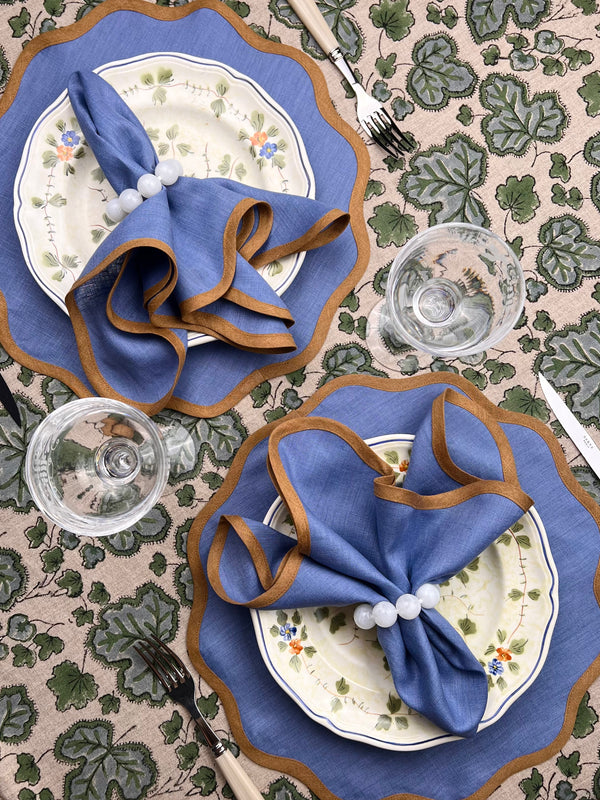THE SCALLOP NAPKIN