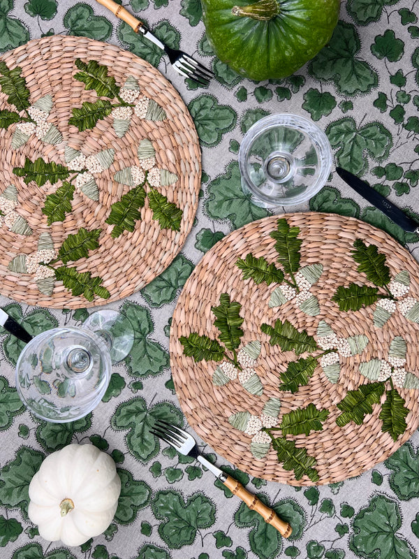 ’The Figue Leaf’ Tablecloth - Swedish Green - 100% linen, natural base