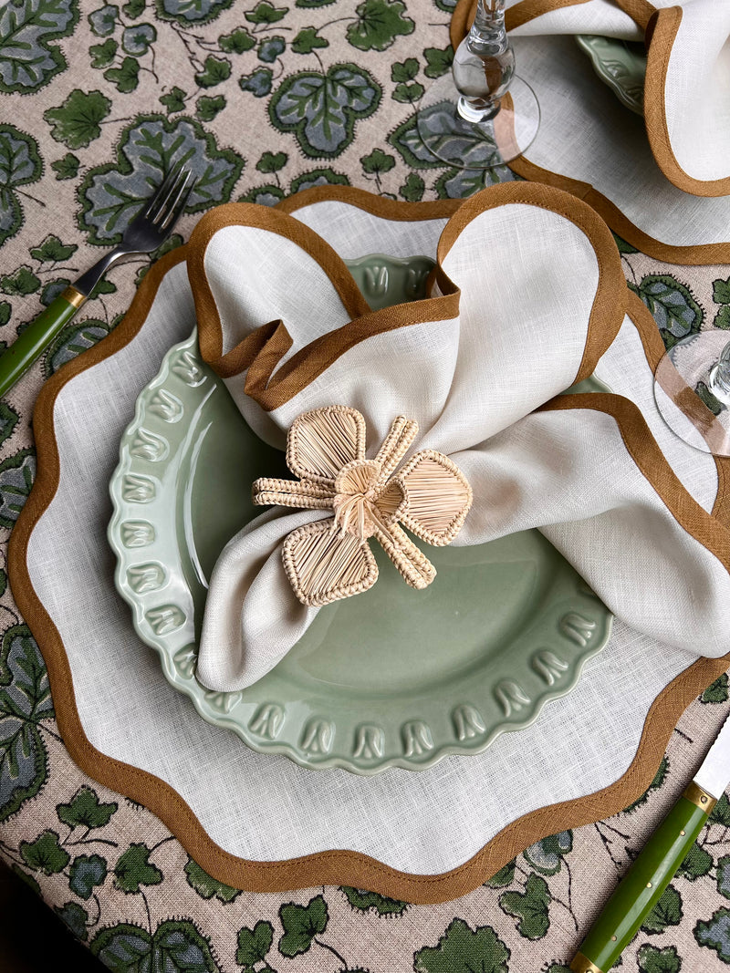 THE SCALLOP NAPKIN