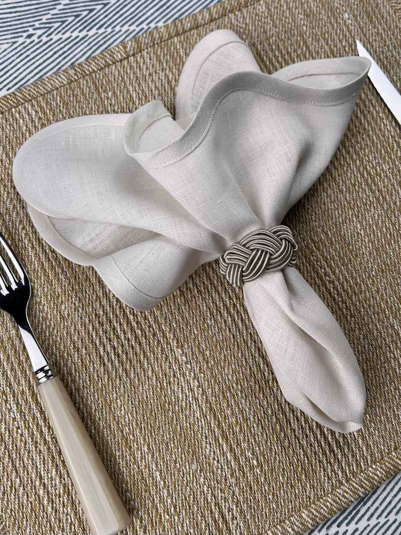 THE BREAKFAST TEXTURED LINEN PLACEMAT