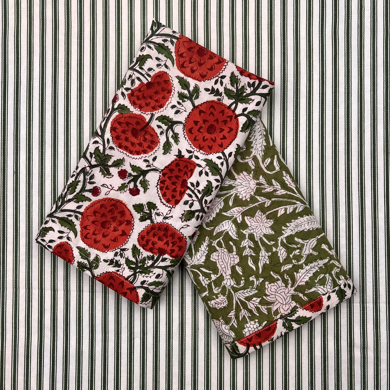 Reversible Napkin (Set of Four) Red Flowers/Green