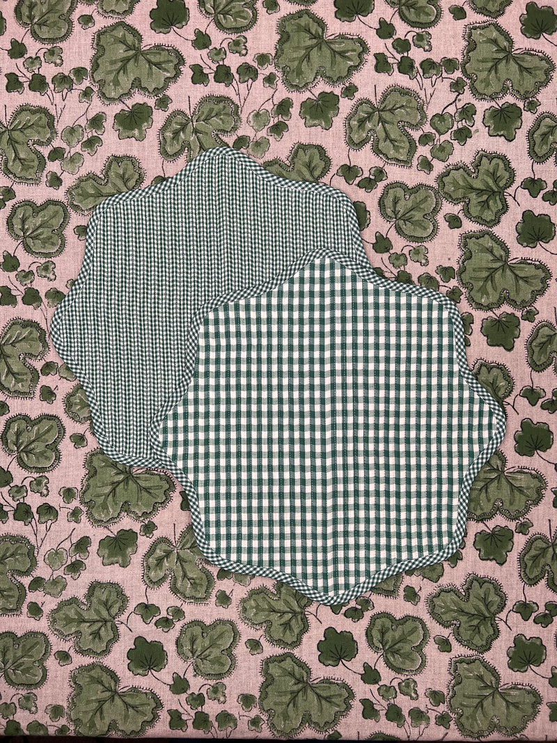 Gift Set: Green Gingham Scalloped Placemats x 4.