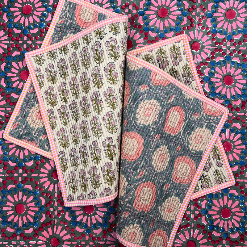 Gift Set: 4 x Pink Breakfast Placemats