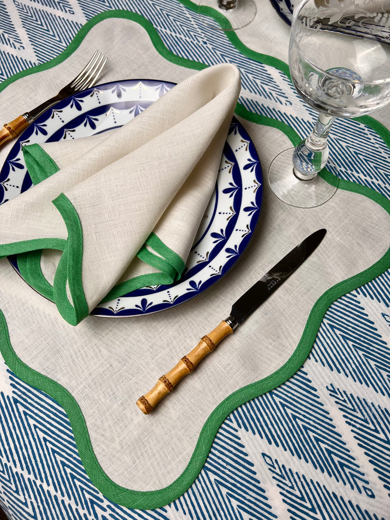 THE SCALLOP NAPKIN