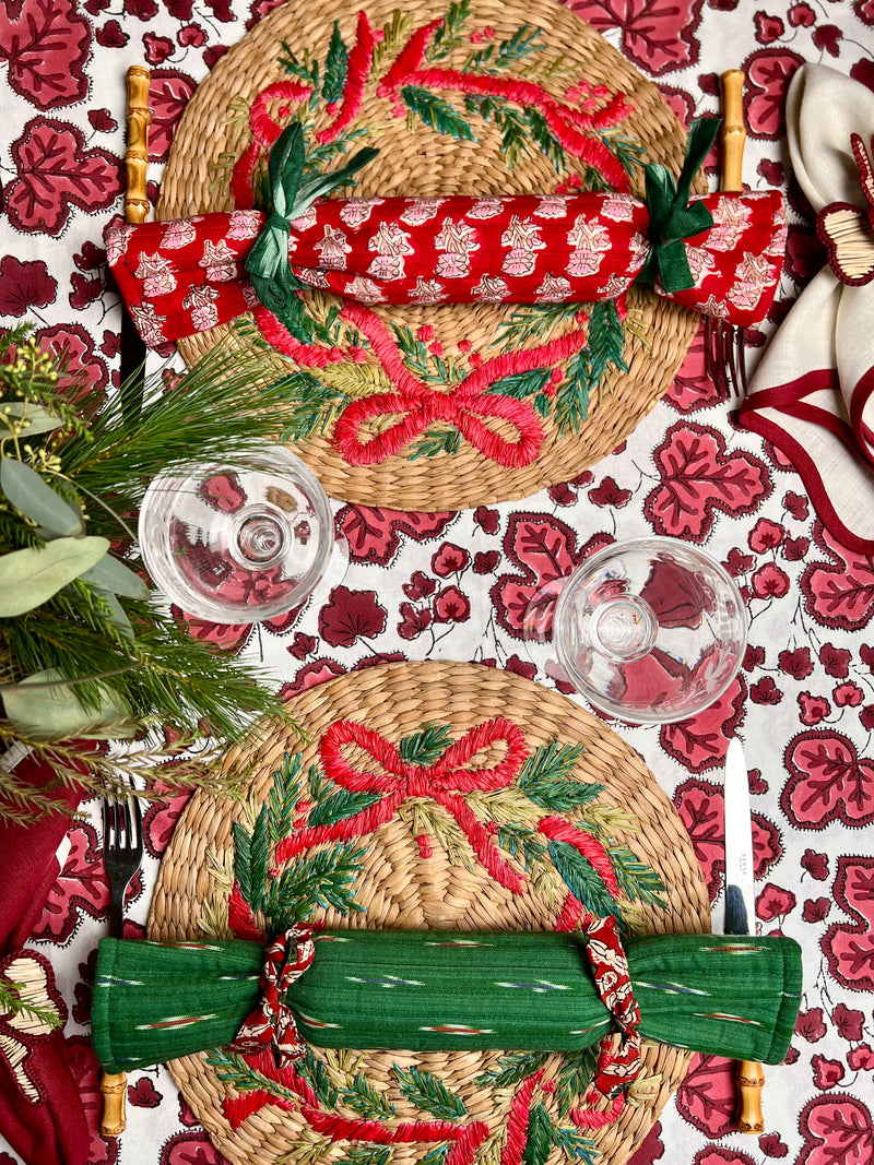 ’The Figue Leaf’ Tablecloth - Burgundy - White Cotton