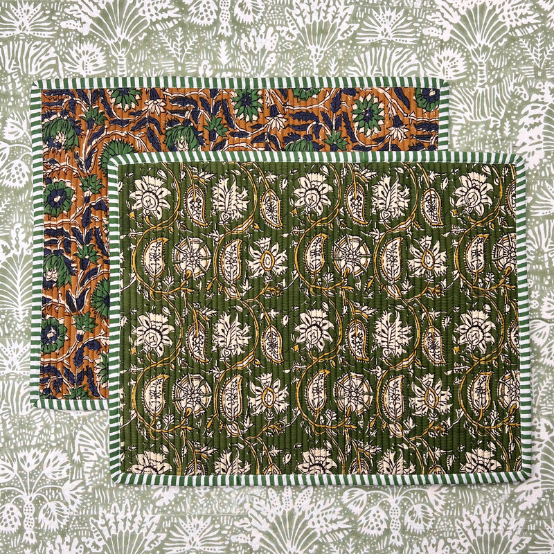 Gift Set: Four Breakfast Placemats (Green Paisley)