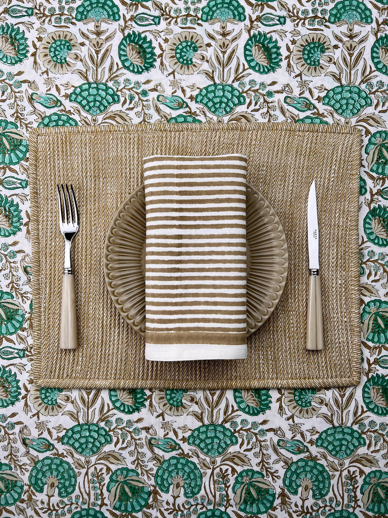 THE BREAKFAST TEXTURED LINEN PLACEMAT