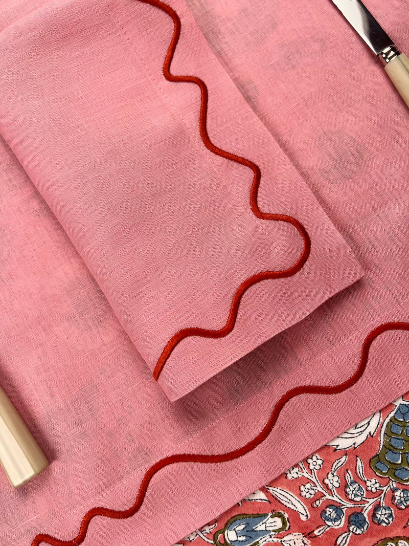 Gift Set: Pink Squiggle (2 placemats, 2 Napkins)