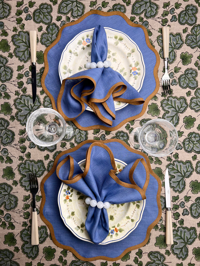 THE SCALLOP NAPKIN