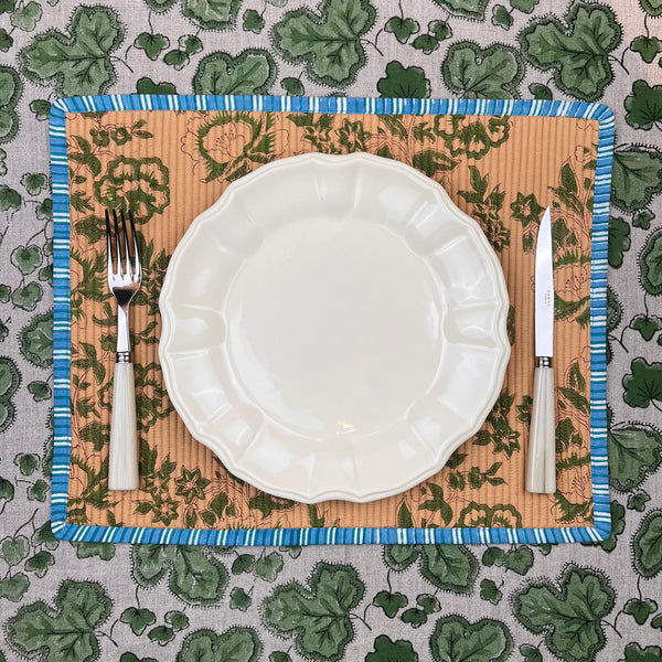 Gift Set: 4 x Vintage Blue & Green Breakfast Placemats