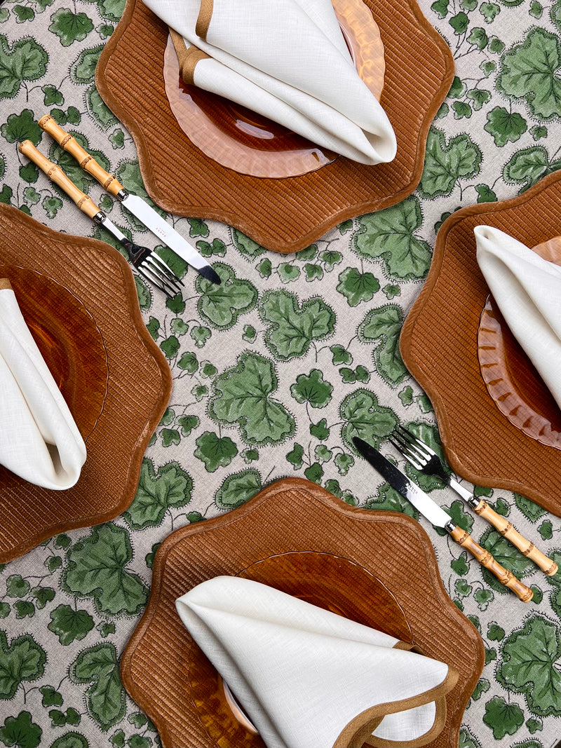 ’The Figue Leaf’ Tablecloth - Swedish Green - 100% linen, natural base