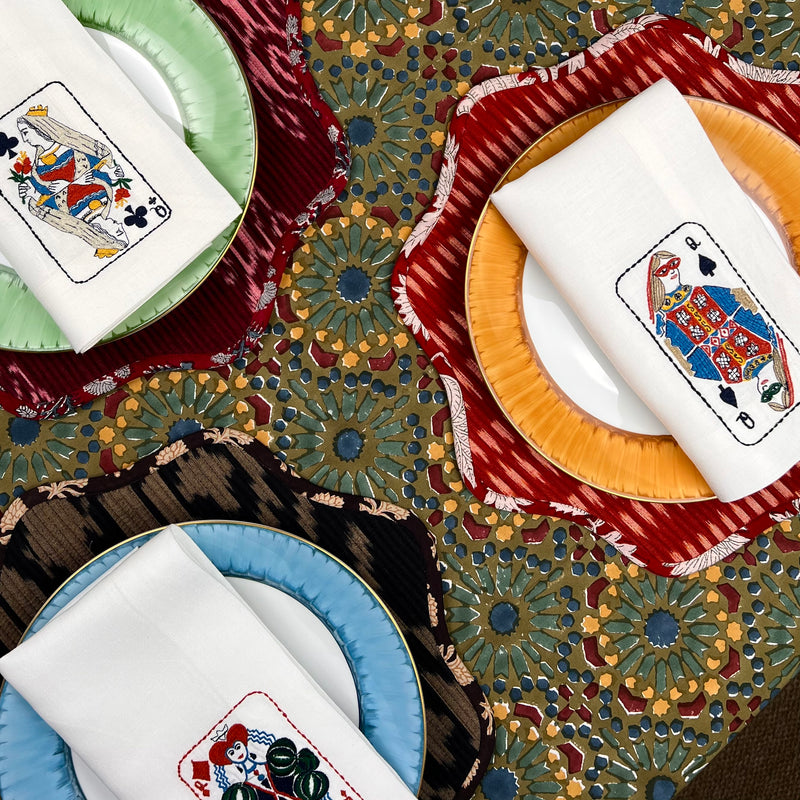 ’House of Cards’ Napkins
  - Queen of Clubs ♣️