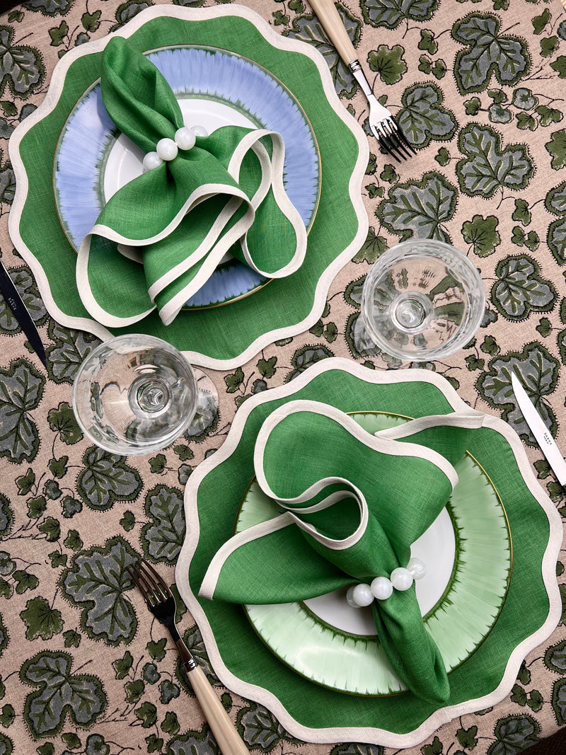 THE SCALLOP NAPKIN