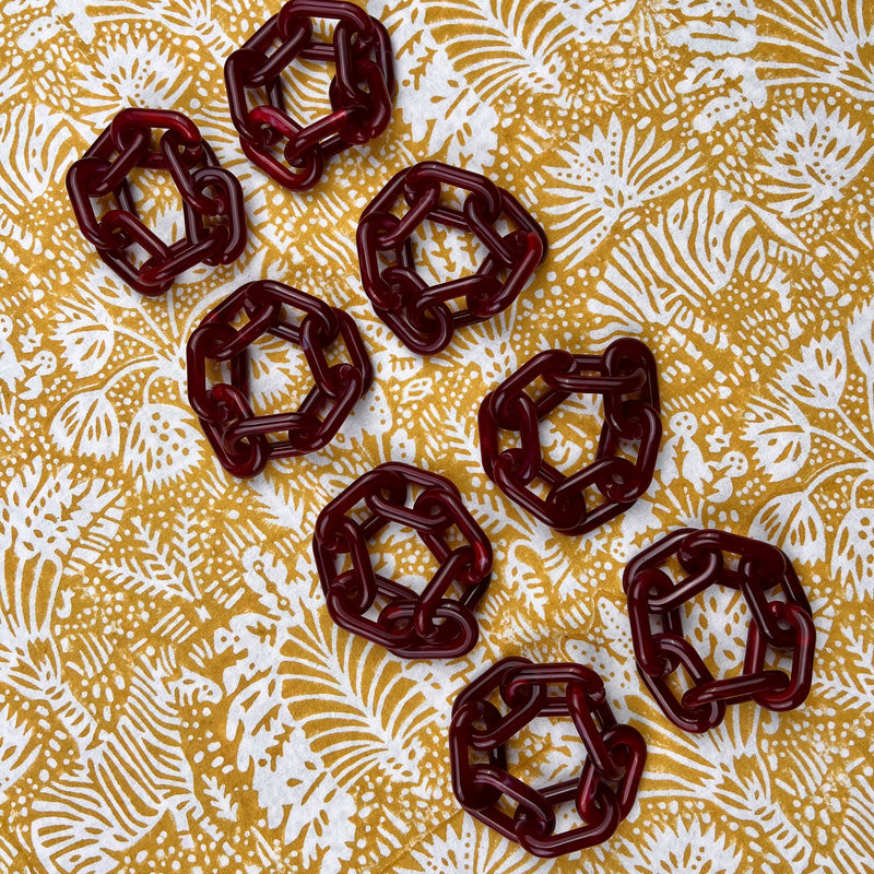 Gift Set: Set of 8 Burgundy Chain Napkinrings