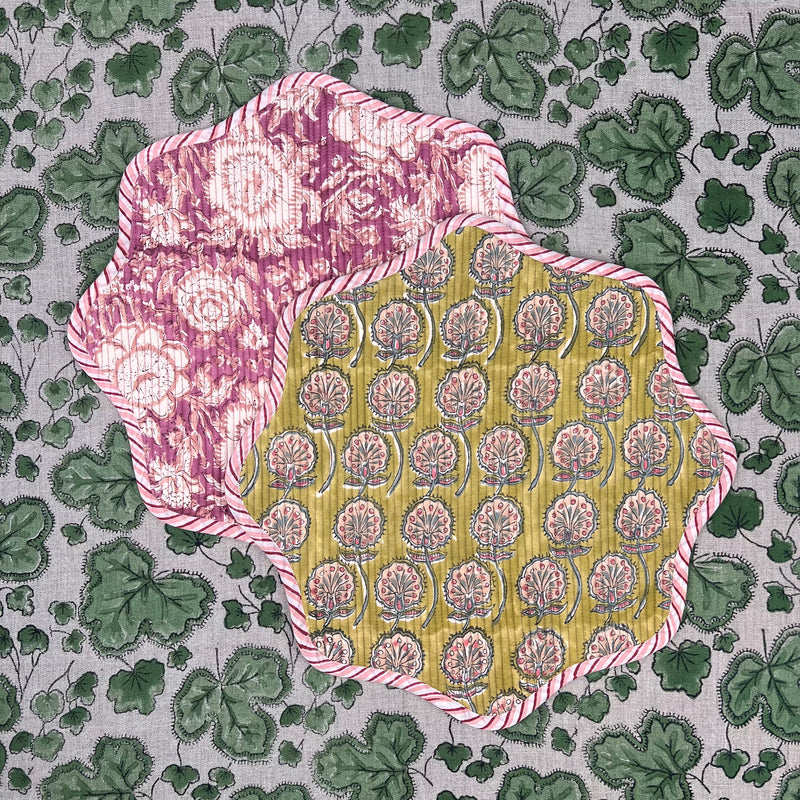 ‘The Breakfast’ Placemat - Scallop - Block Print