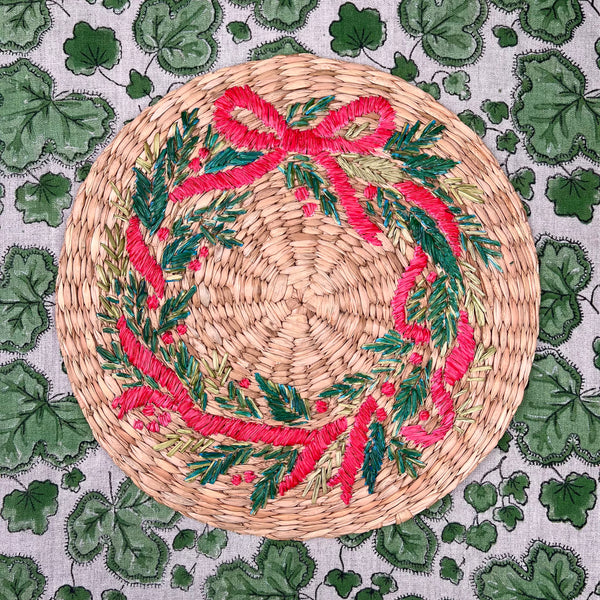 ‘The Raffia Placemat’ - Christmas Wreath Bow