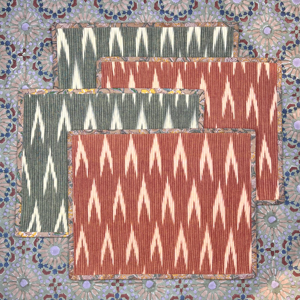Gift Set: 4 x Khaki & Cinnamon Ikat Breakfast Placemats