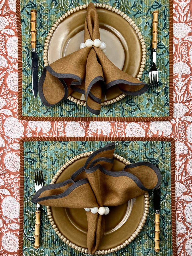 THE SCALLOP NAPKIN