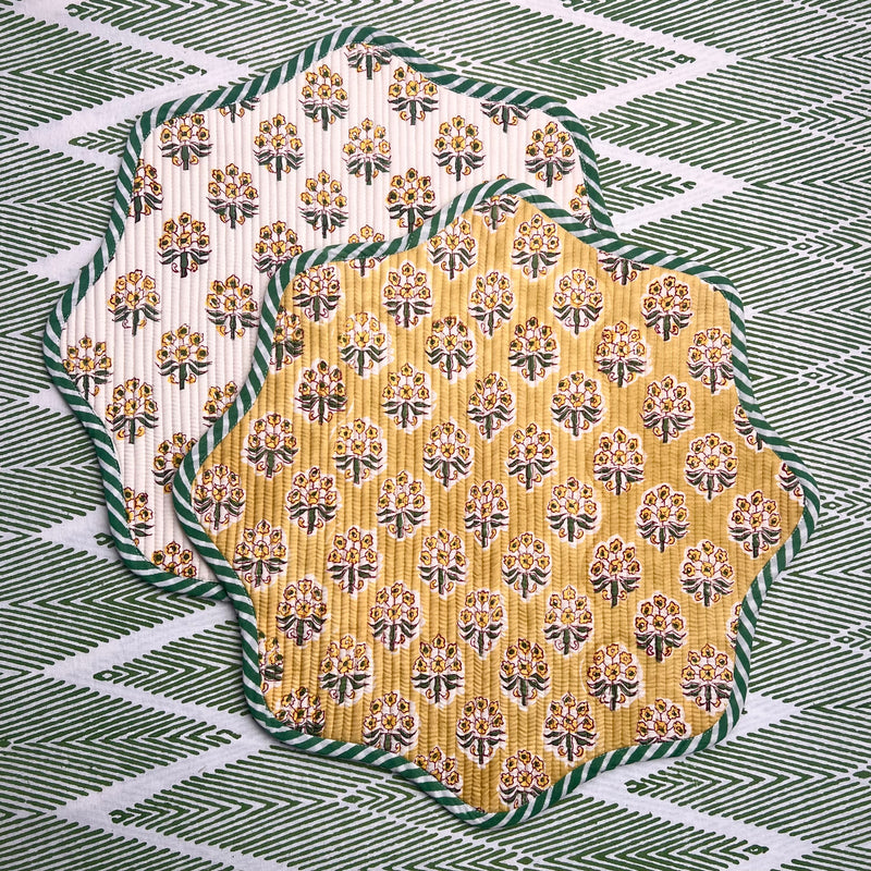 ‘The Breakfast’ Placemat - Scallop - Block Print