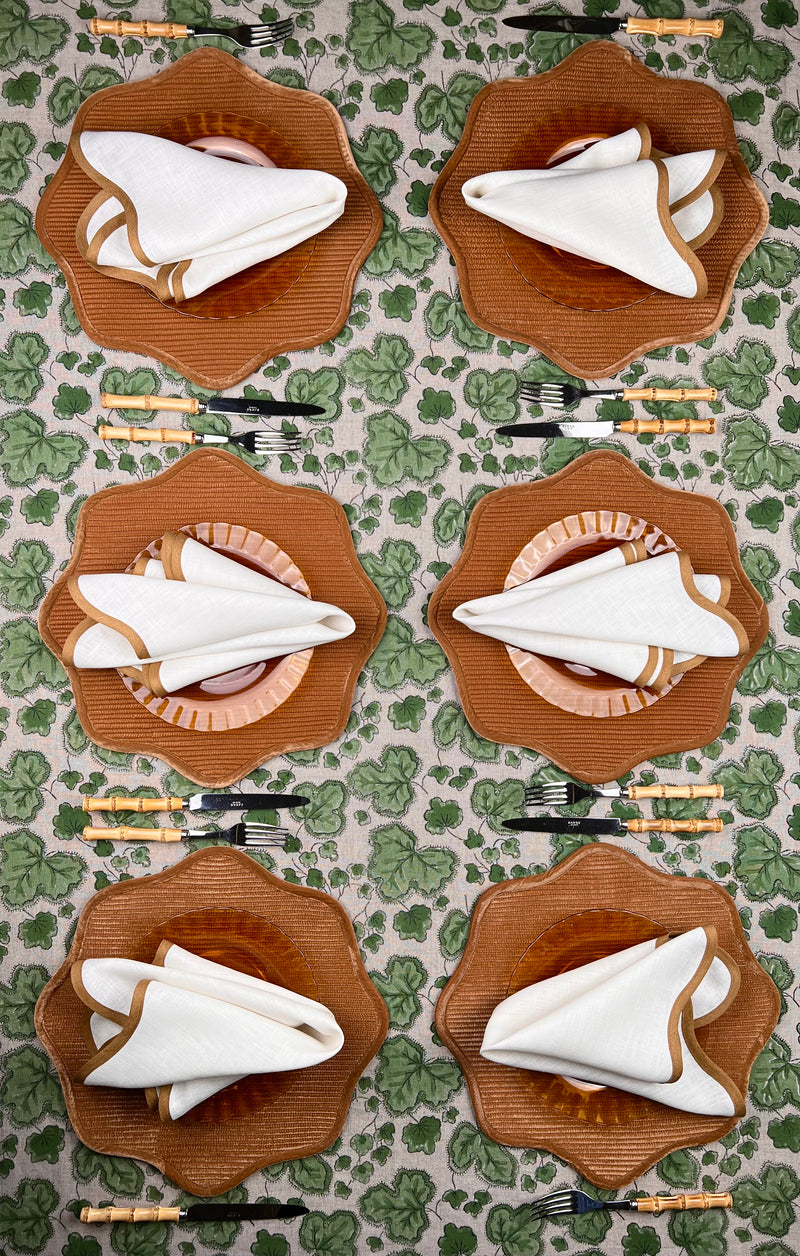 ’The Figue Leaf’ Tablecloth - Swedish Green - 100% linen, natural base