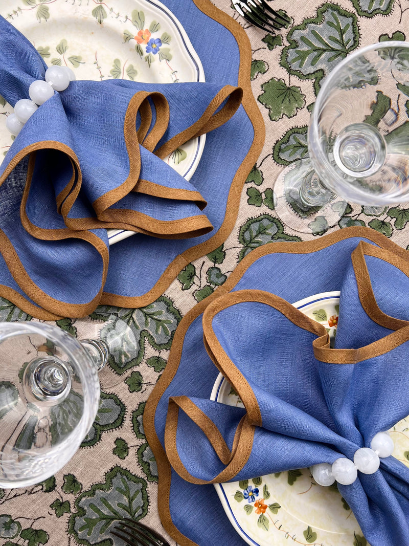THE SCALLOP NAPKIN