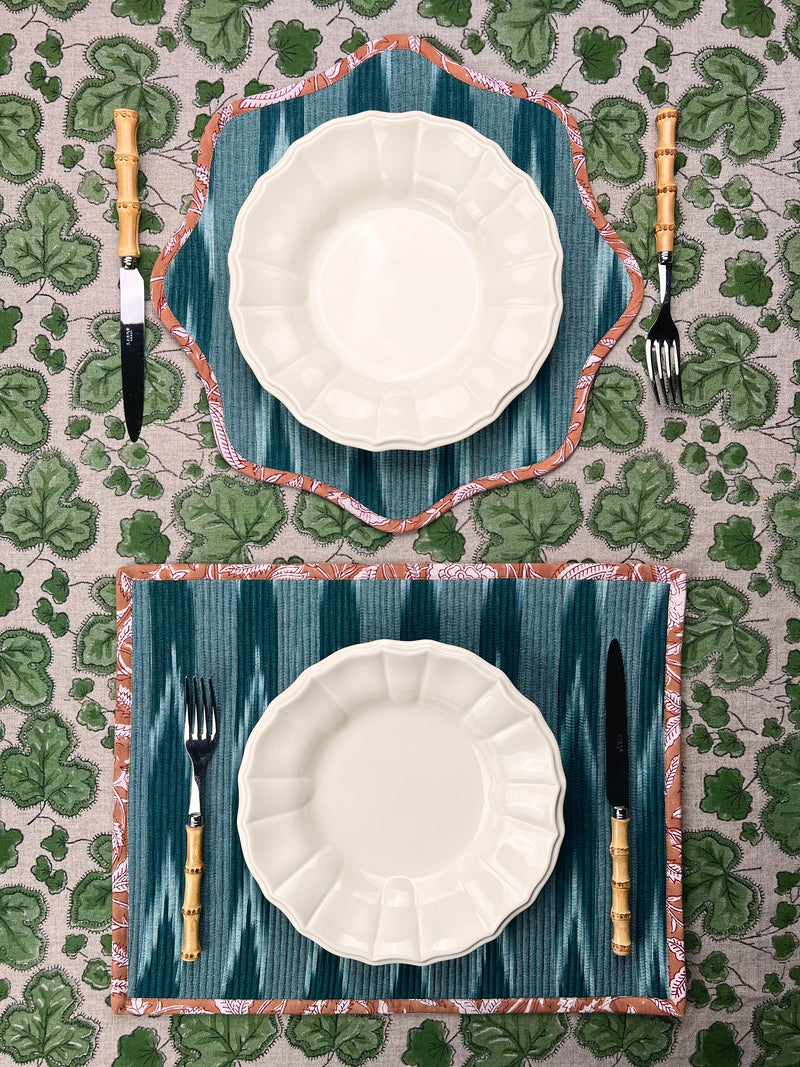 ‘The Breakfast’ Placemat - Scallop - Ikat