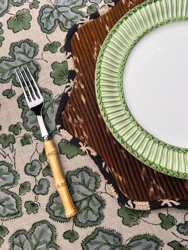 THE BREAKFAST IKAT SCALLOP PLACEMAT