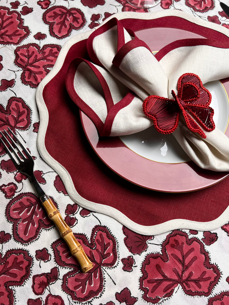 ’The Figue Leaf’ Tablecloth - Burgundy - White Cotton