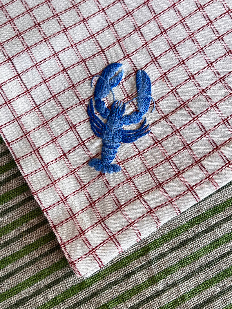 The ’Le Homard’ Napkin - Ecru & Red Chequer.