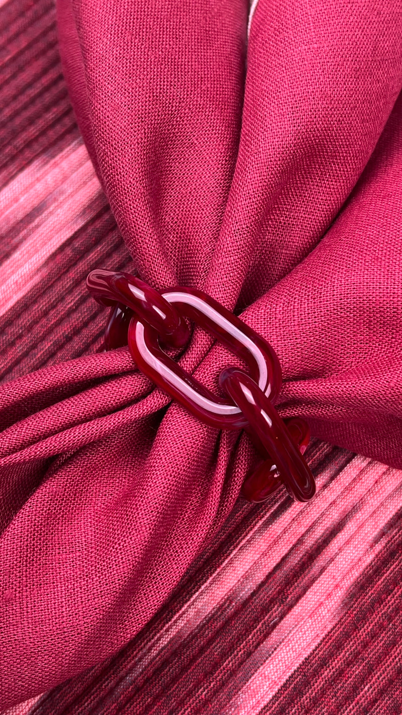 THE CHAIN NAPKINRING